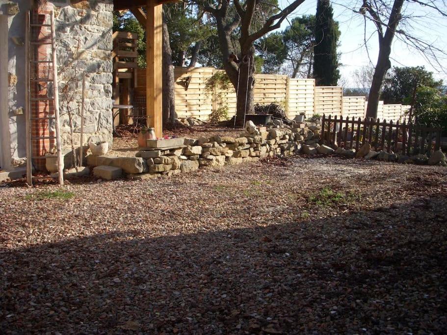 Un Havre De Paix Villa Aigues-Vives  Buitenkant foto